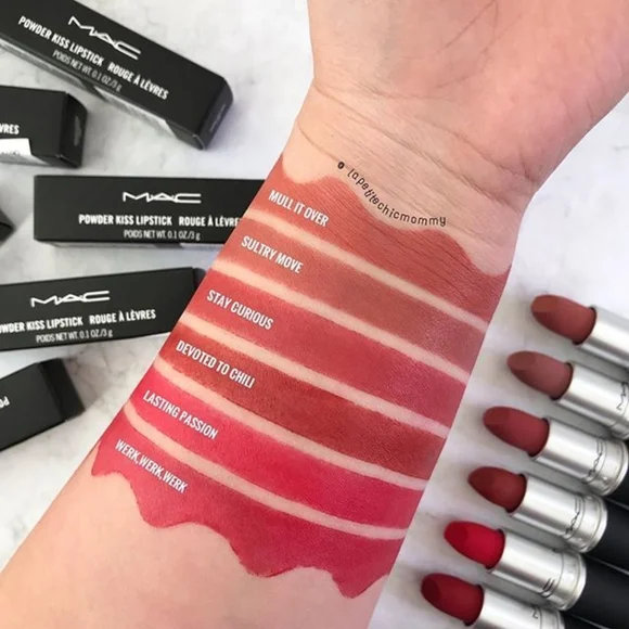 NIB MAC-Stay Curious 923, Powder Kiss Lipstick - Picture 11 of 16